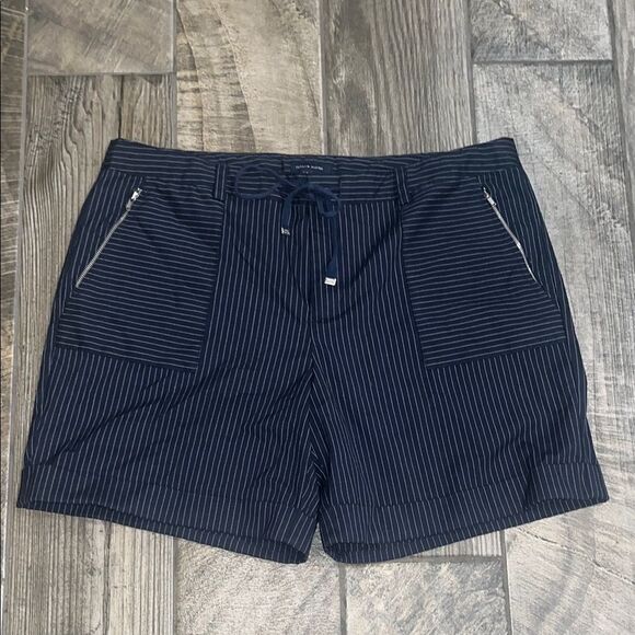 Vintage Tommy Hilfiger Navy Pinstripe Shorts with Zipper Pockets - Picture 1 of 4